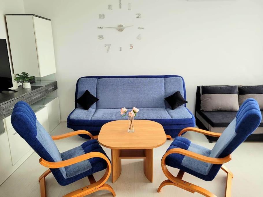 קרקוב Apartment Sophie 3 Rooms, 2 Bathrooms, 8 Persons מראה חיצוני תמונה