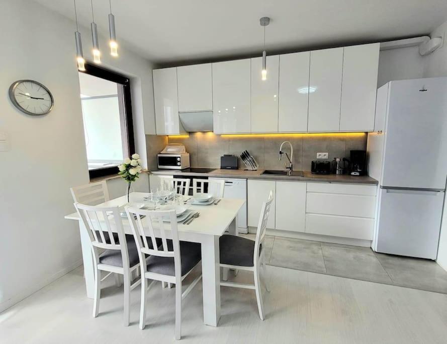 קרקוב Apartment Sophie 3 Rooms, 2 Bathrooms, 8 Persons מראה חיצוני תמונה